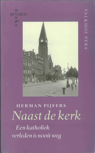 Naast de kerk